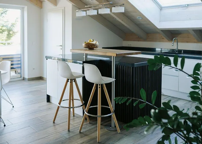 Lichtdurchflutete Mit Grosser Dachterrasse 公寓