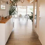 Apartment Lichtdurchflutete Mit Großer Dachterrasse