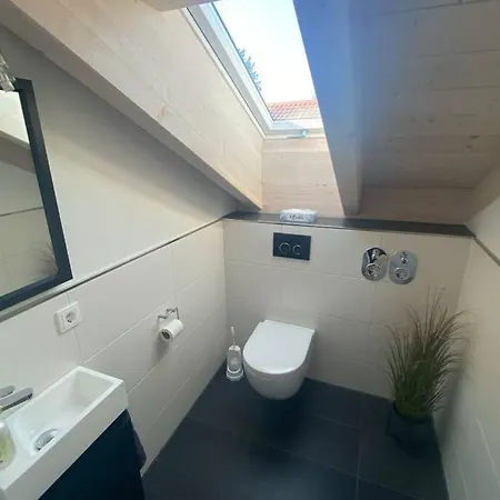 Lichtdurchflutete Mit Grosser Dachterrasse Apartman Bruckmühl