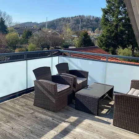 Lichtdurchflutete Mit Grosser Dachterrasse *