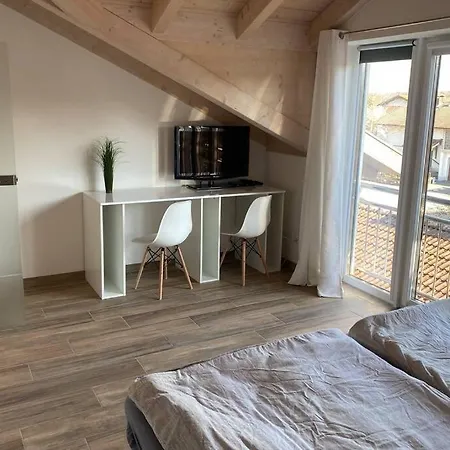 Apartman Lichtdurchflutete Mit Grosser Dachterrasse Bruckmühl